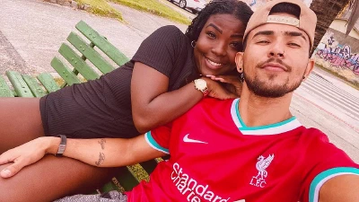 Estava Passeando De Patins Na Praia De Piratininga, Encontrei Uma Deusa Andando De Bike E Fiz Uma Proposta Em Dinheiro